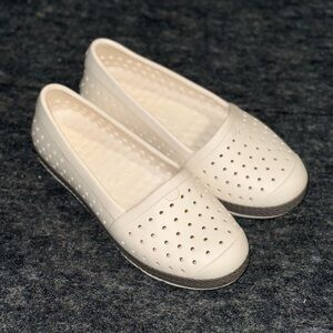 Elegant Cream Bone Slip-On Loafers Espadrille for Women Size 8